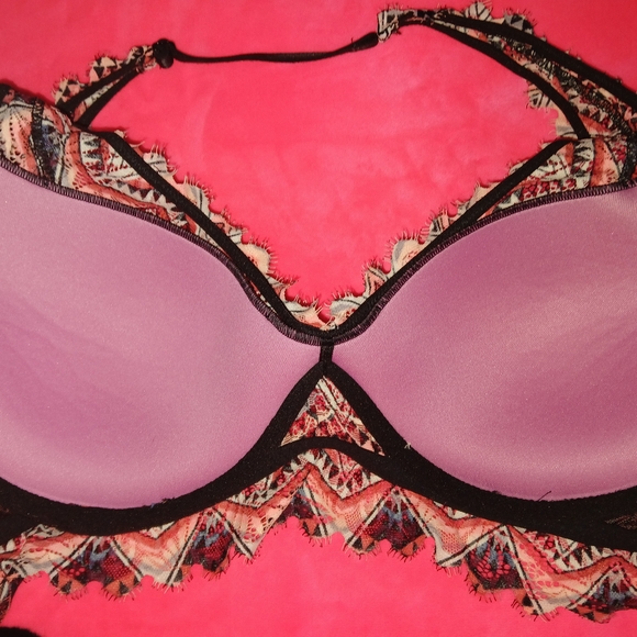 PINK Victoria's Secret Multicolor Aztec Style Halter Bra Size Large - Picture 6 of 12